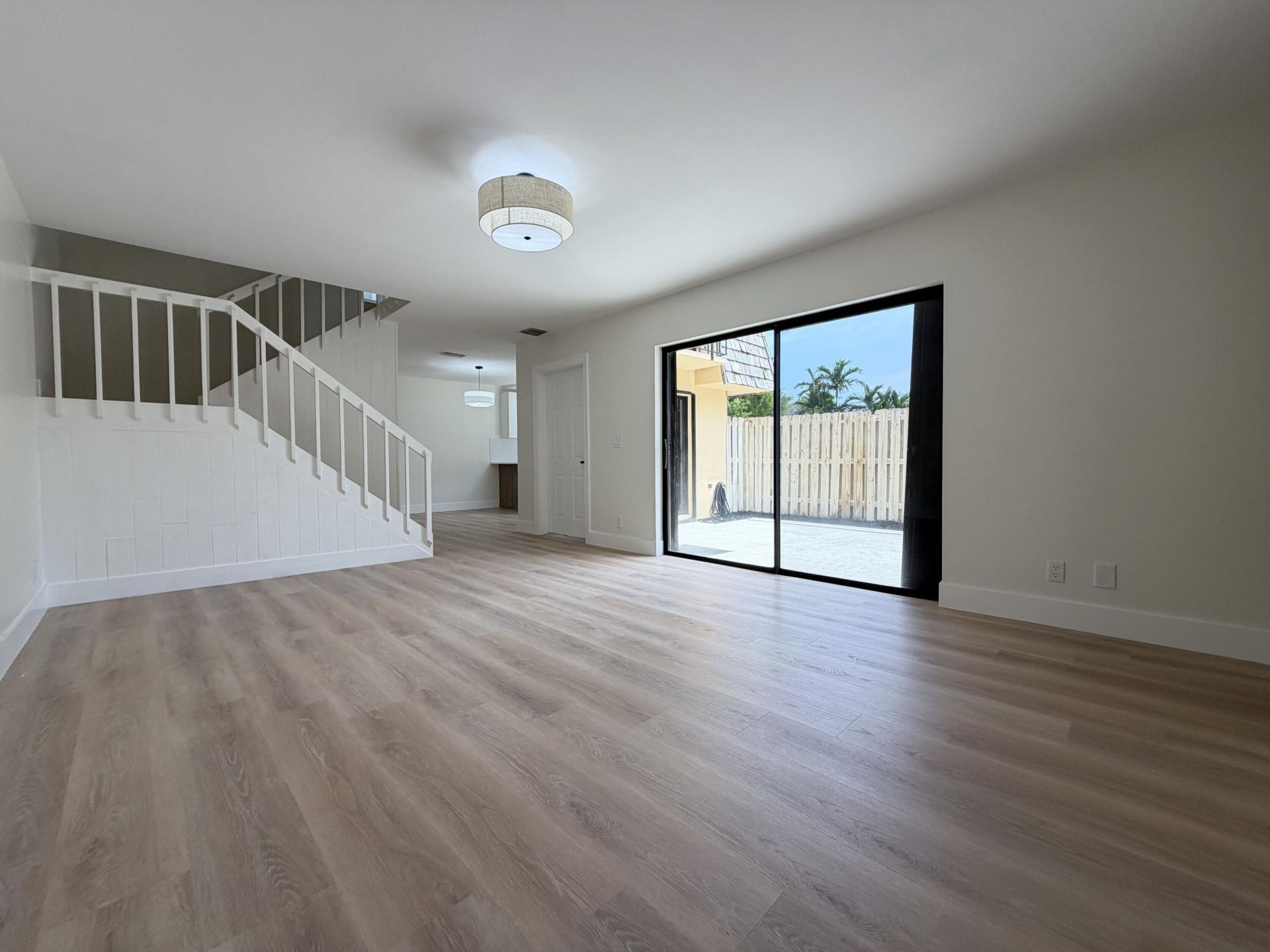 169 Lake Arbor Drive, Palm Springs, FL 33461 Photo