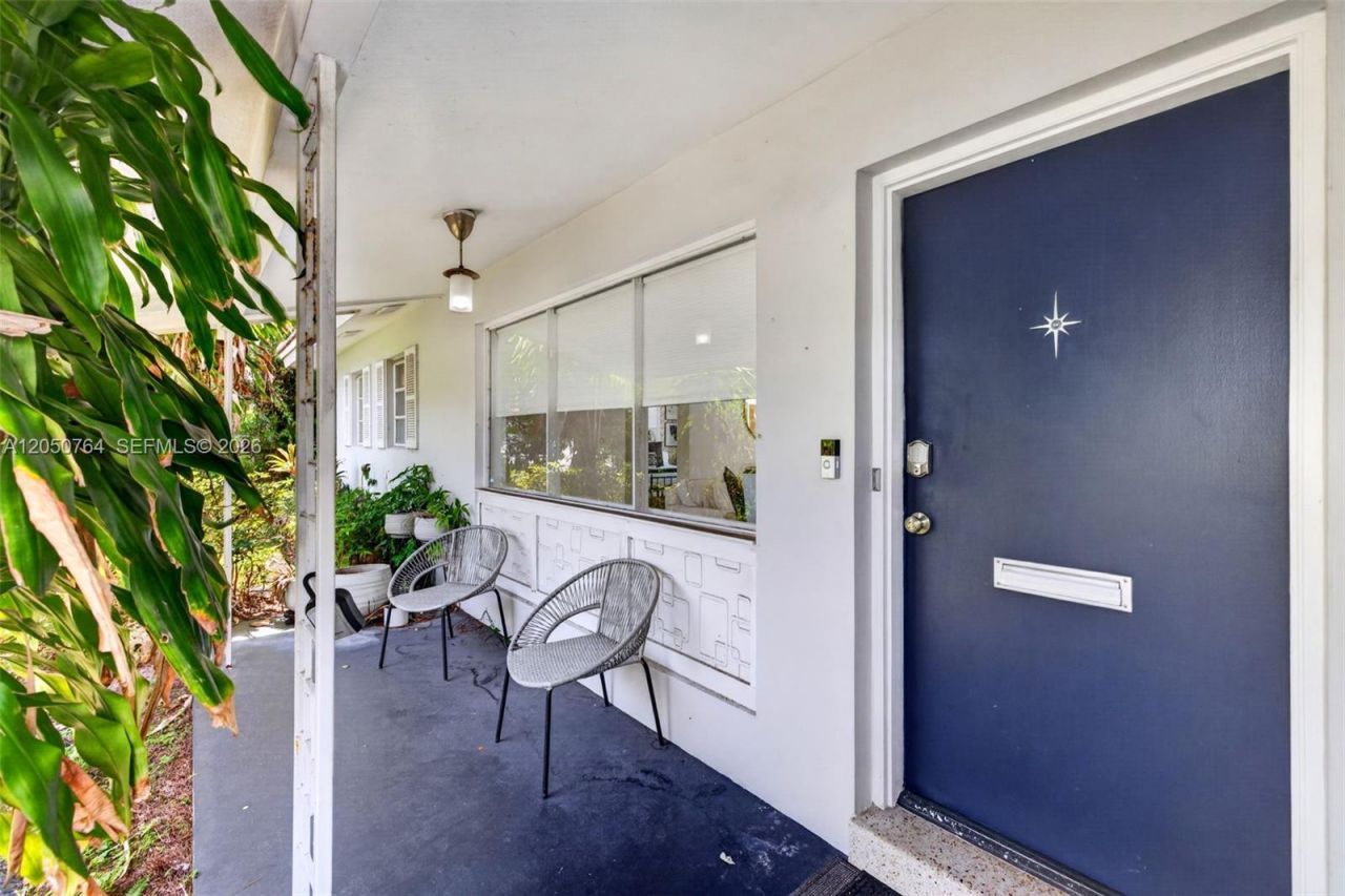 1750 NE 56th St, Fort Lauderdale, FL 33334 Photo