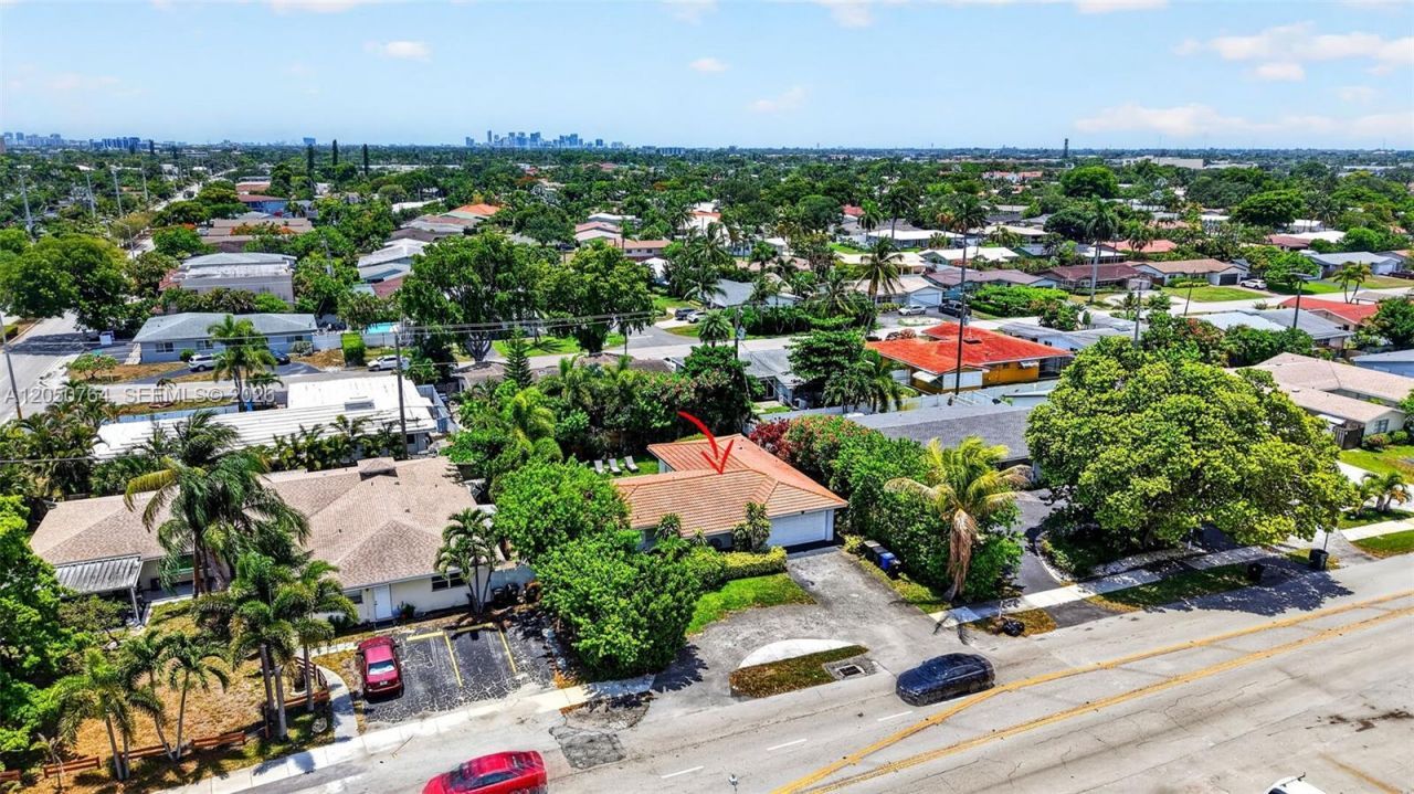 1750 NE 56th St, Fort Lauderdale, FL 33334 Photo