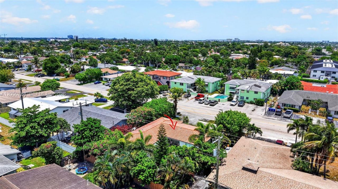 1750 NE 56th St, Fort Lauderdale, FL 33334 Photo