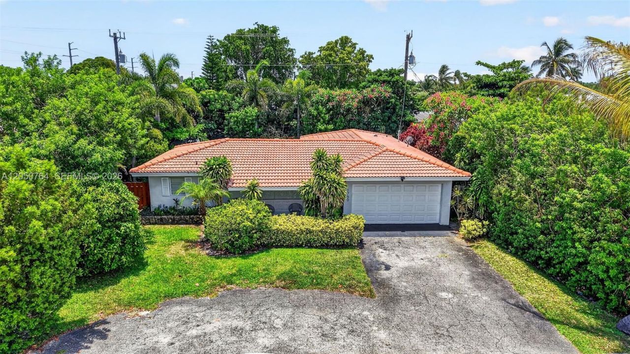 1750 NE 56th St, Fort Lauderdale, FL 33334 Photo