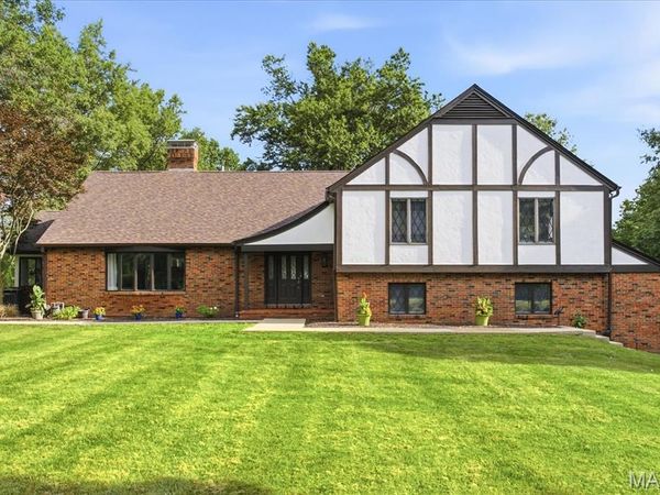 10 Brighton Place, Shiloh, IL 62221