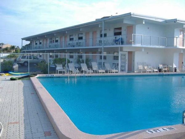908 VILLAS DRIVE, Unit 68, VENICE, FL 34285