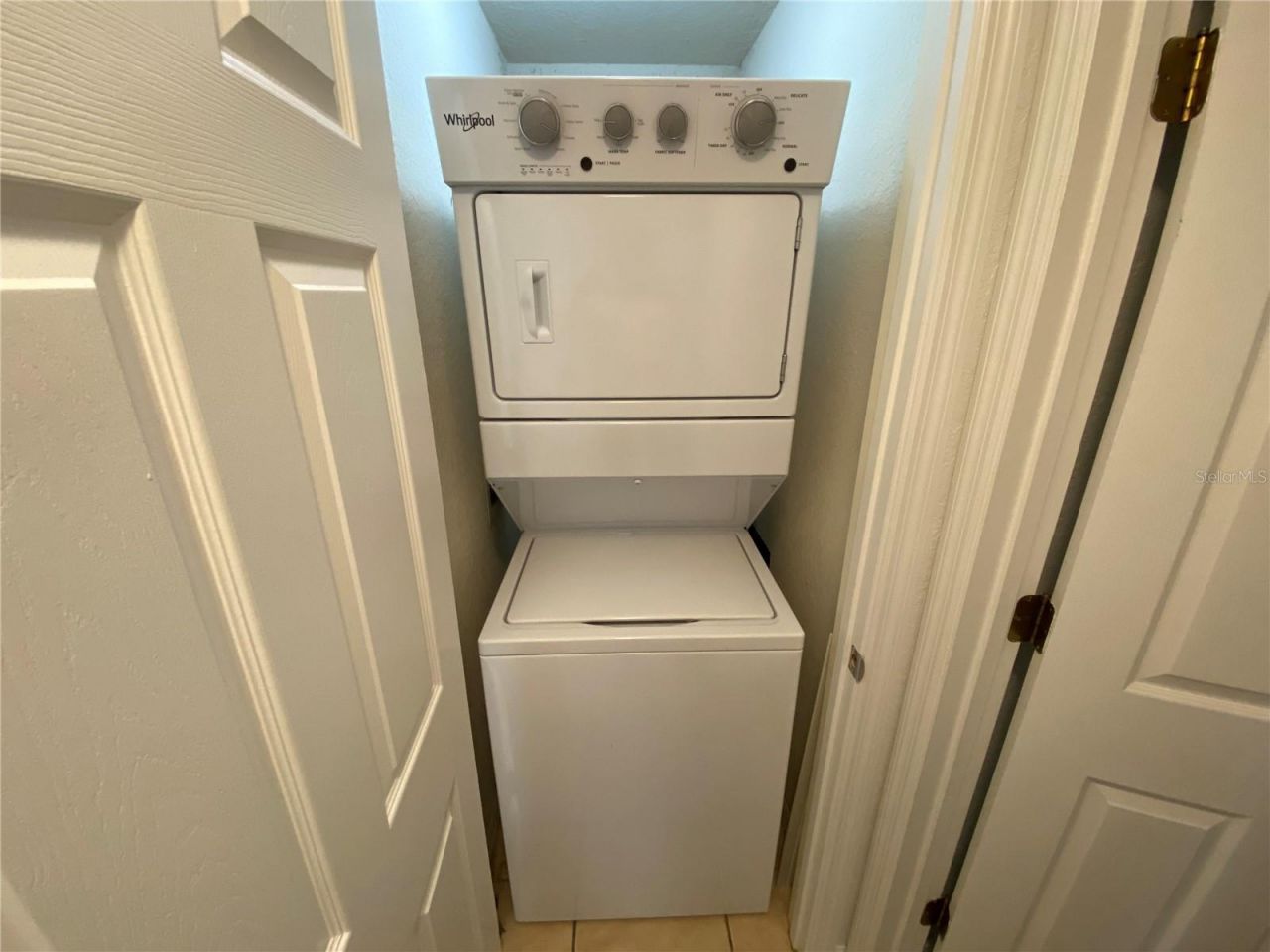 972 La Costa Circle, Unit 8, Sarasota, FL 34237 Photo