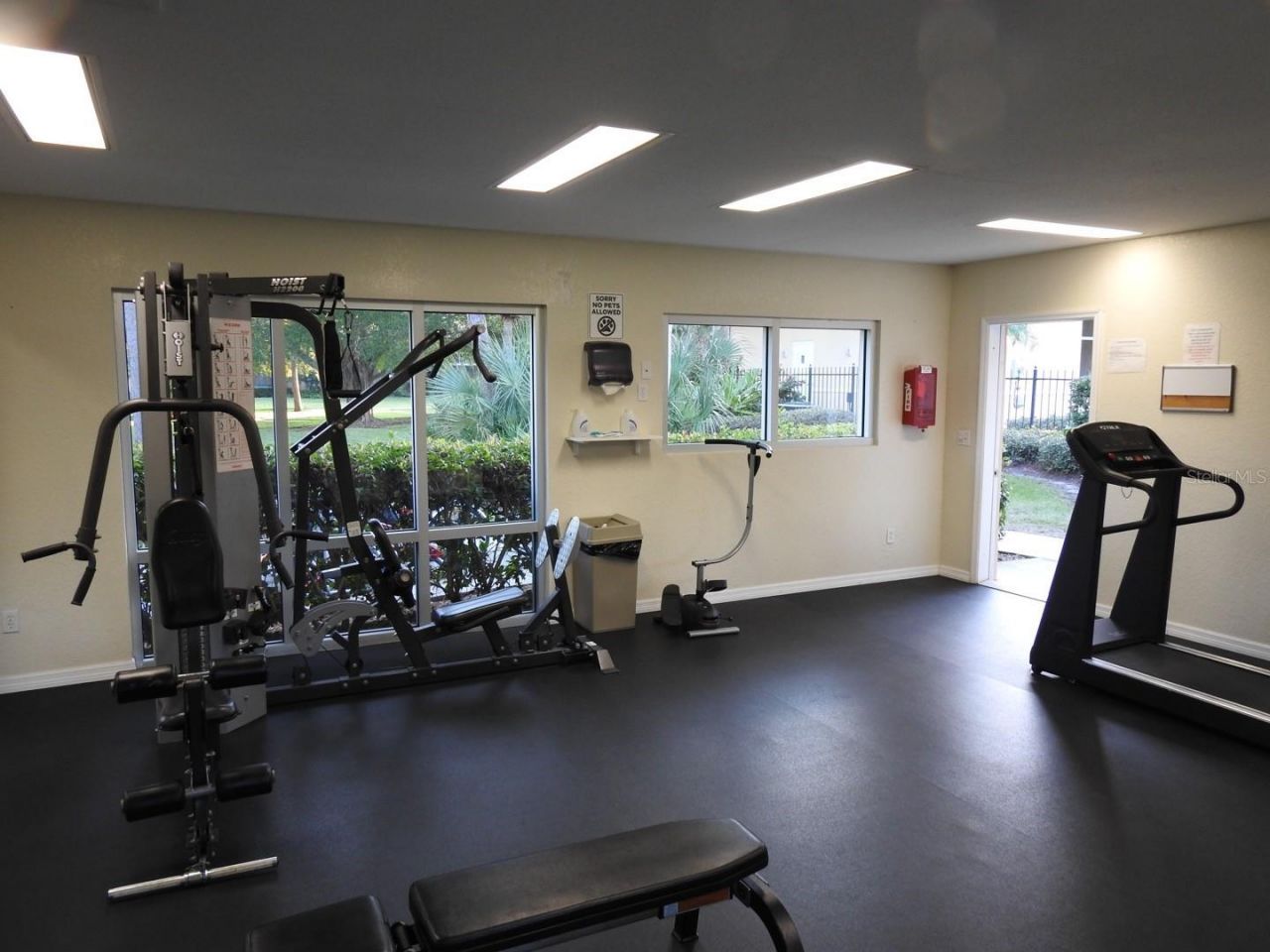 972 La Costa Circle, Unit 8, Sarasota, FL 34237 Photo