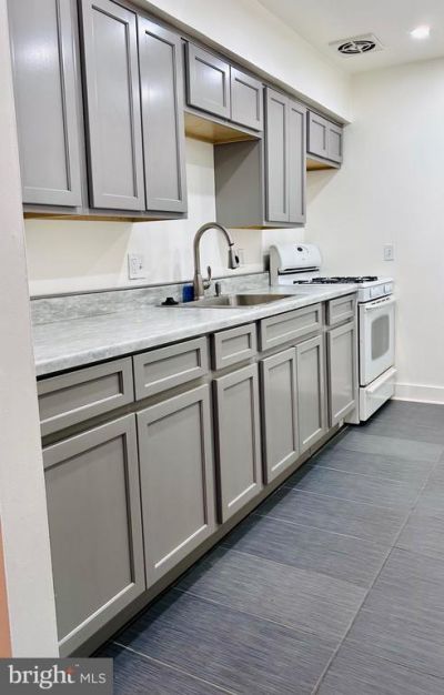 5219 NEWTON STREET, BLADENSBURG, MD 20710