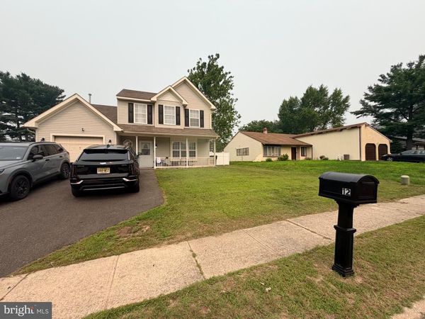 12 PEACHTON LANE, SICKLERVILLE, NJ 08081