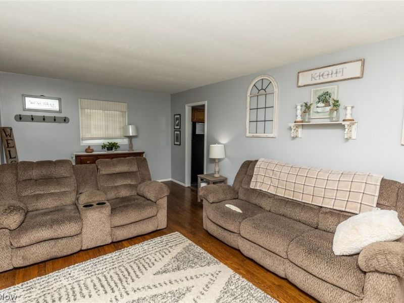 3659 W 232 Street, North Olmsted, OH 44070 Photo 8