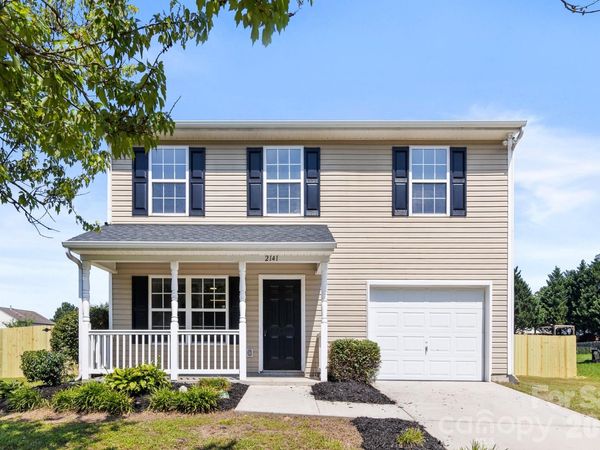 2141 Mallard Pointe Drive , Kannapolis, NC 28083