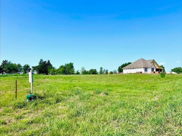 566 Jasen Street, Guthrie, OK 73044