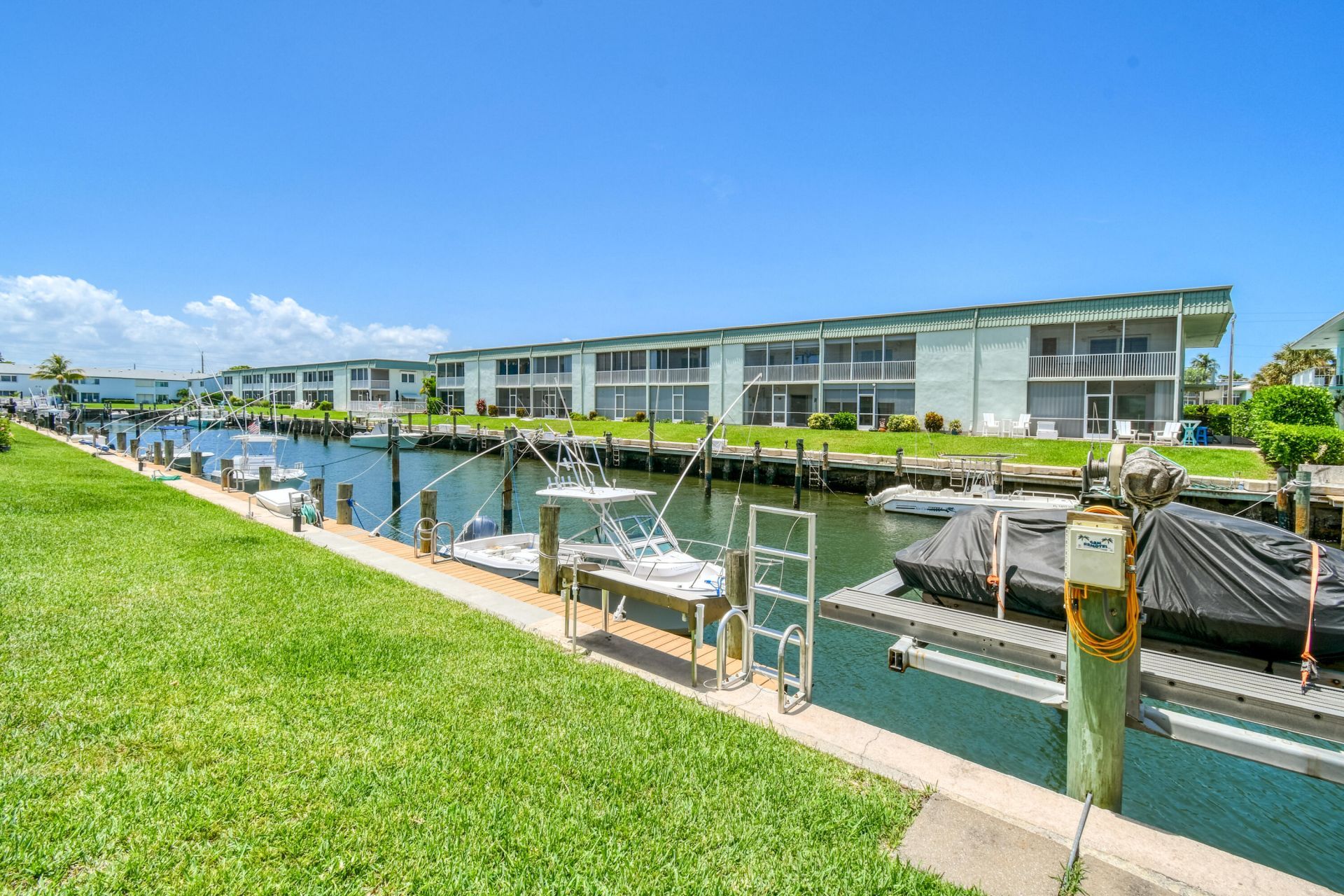 117 Lehane Terrace, Unit 211, North Palm Beach, FL 33408 Photo