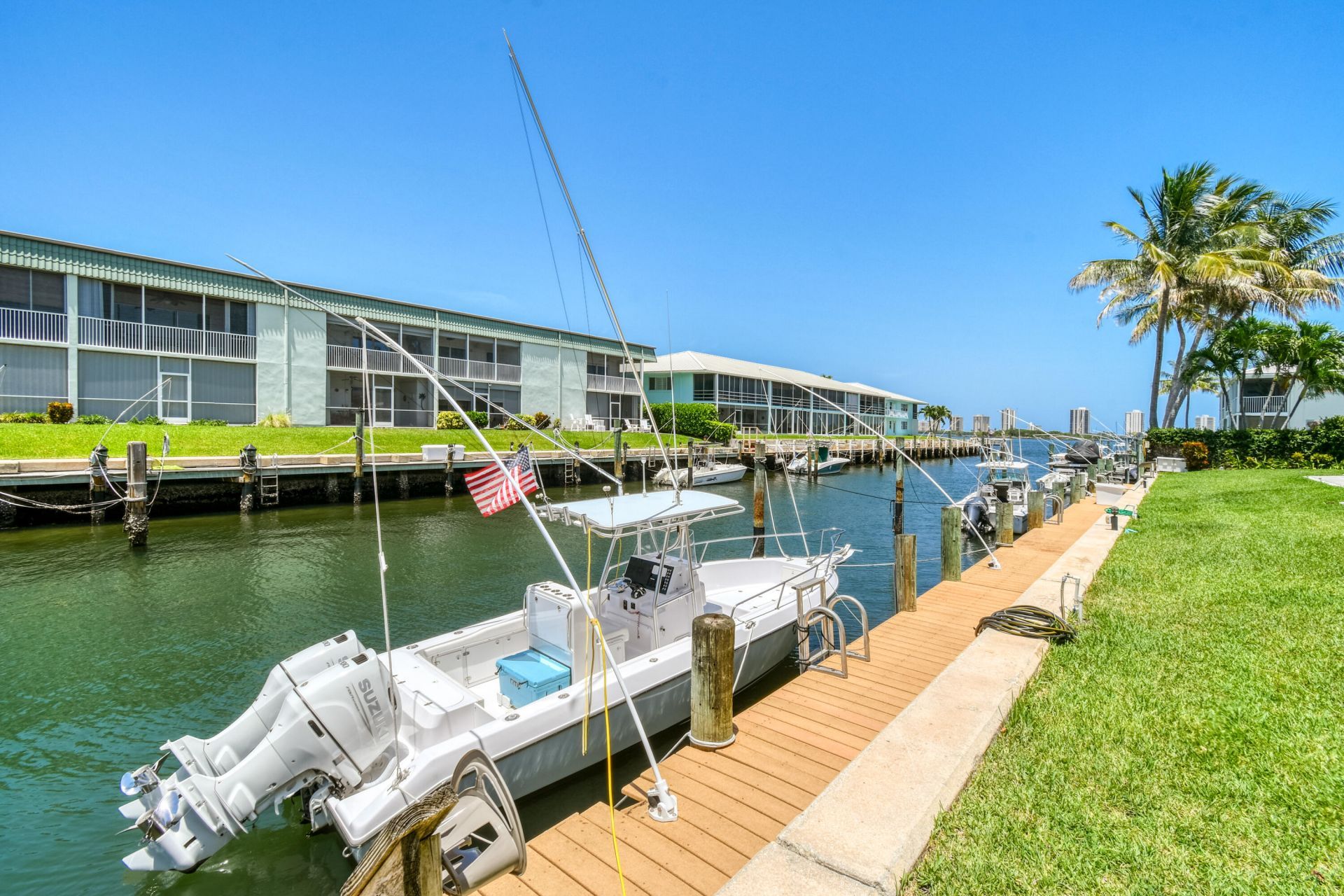 117 Lehane Terrace, Unit 211, North Palm Beach, FL 33408 Photo