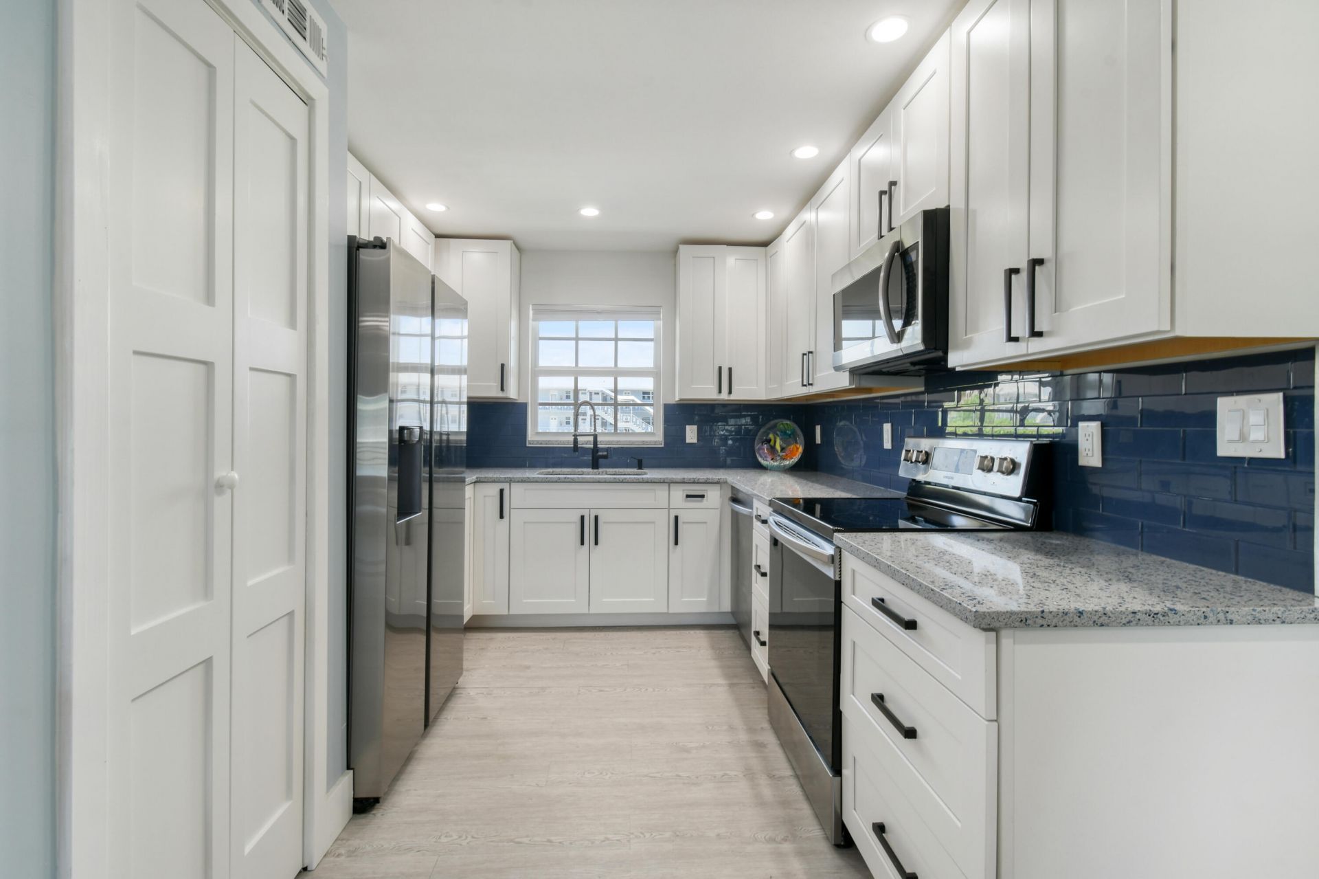 117 Lehane Terrace, Unit 211, North Palm Beach, FL 33408 Photo
