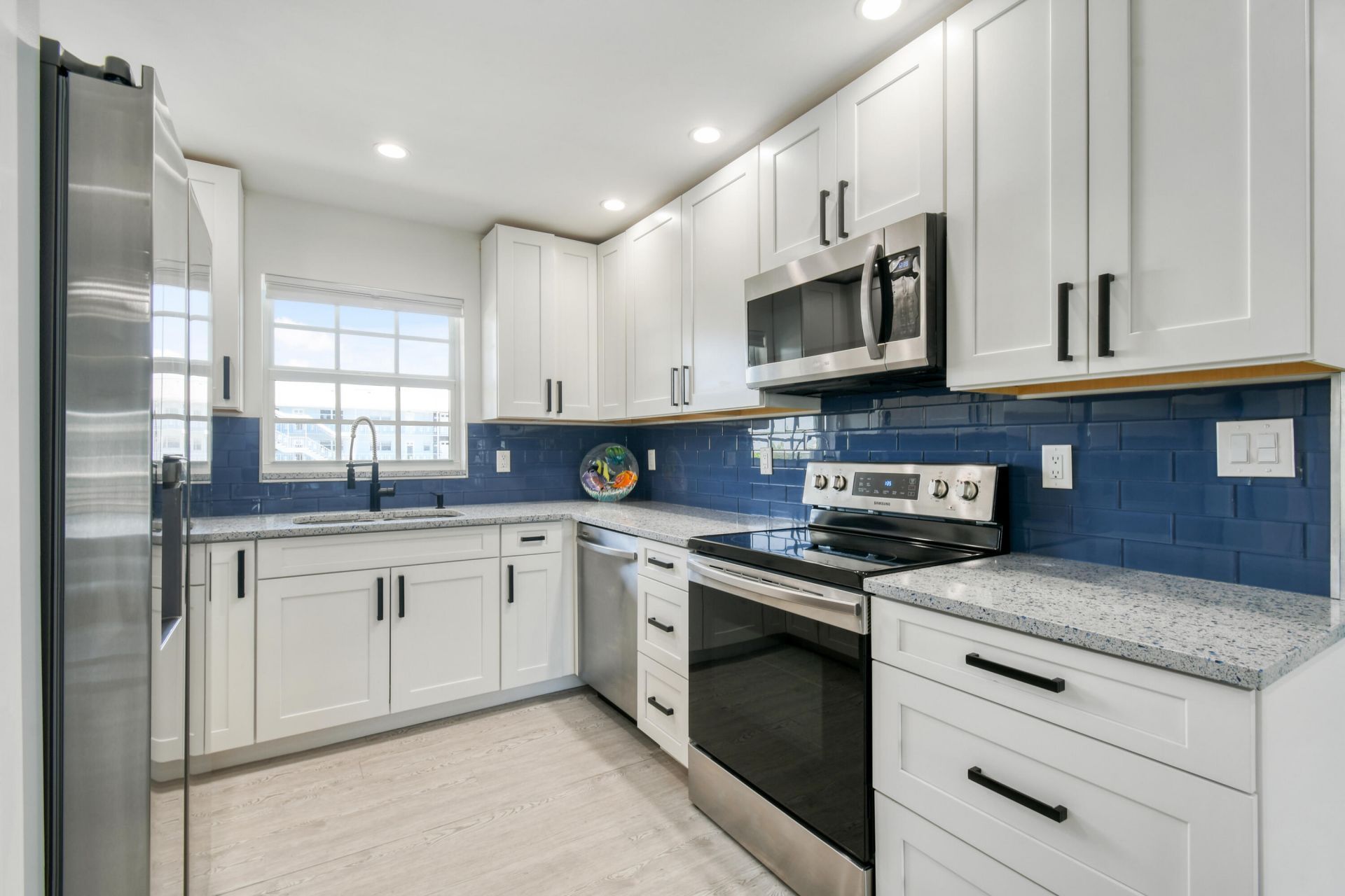 117 Lehane Terrace, Unit 211, North Palm Beach, FL 33408 Photo