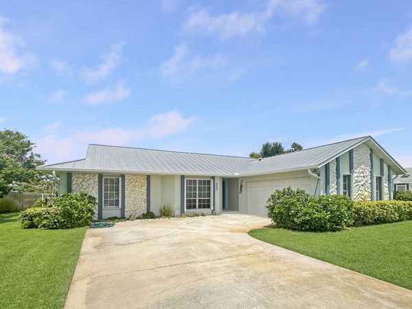 5209 Eagle Drive, Fort Pierce, FL 34951