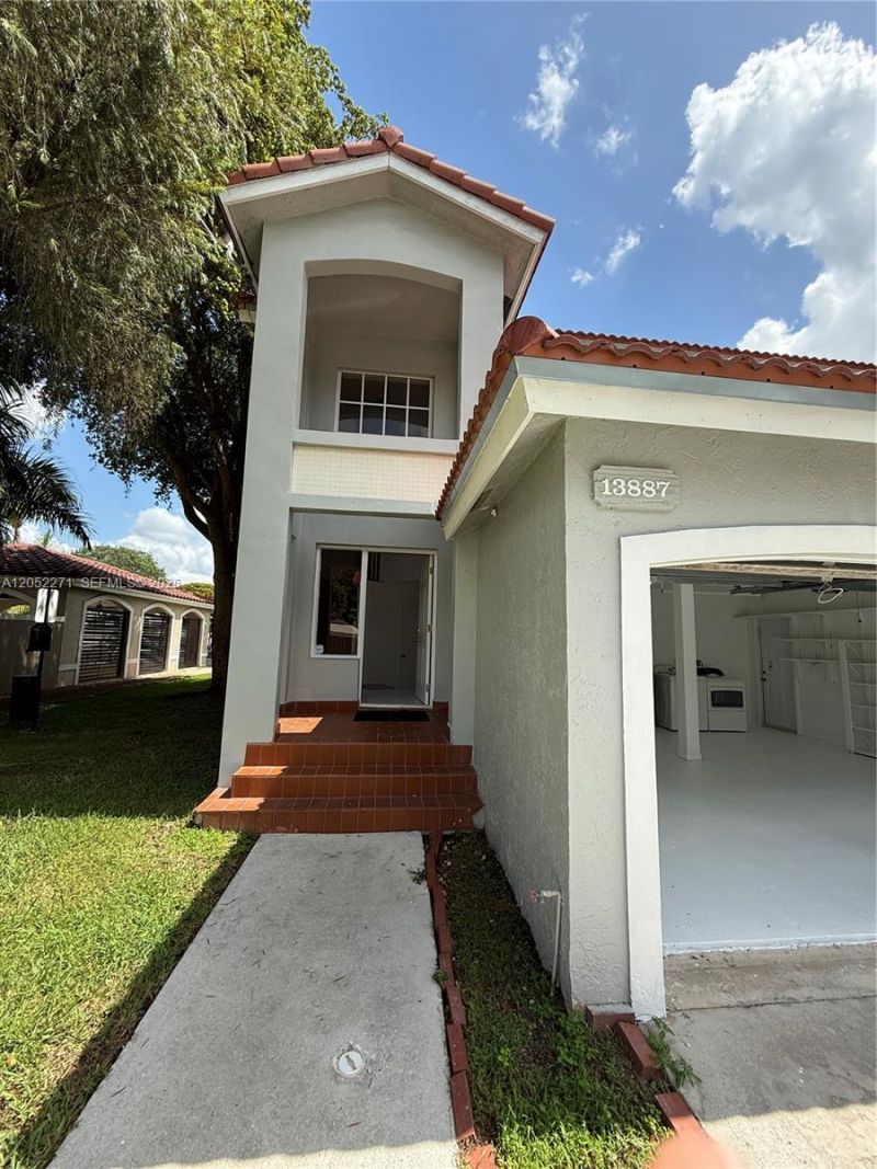 13887 SW 103rd Ln , Miami, FL 33186 Photo