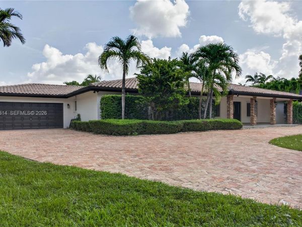 10425 SW 62nd St , Miami, FL 33173