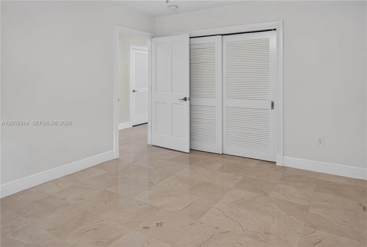10425 SW 62nd St , Miami, FL 33173 Photo