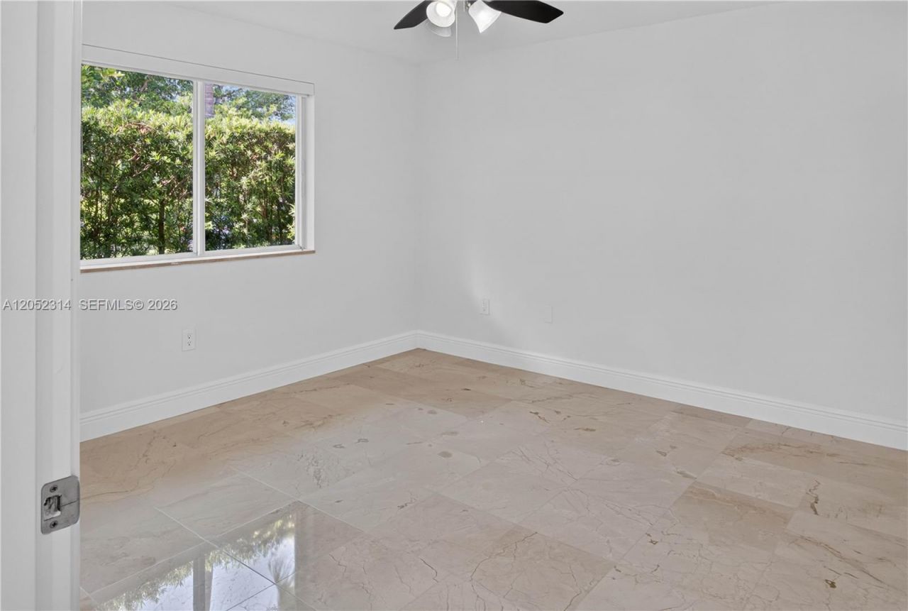 10425 SW 62nd St , Miami, FL 33173 Photo