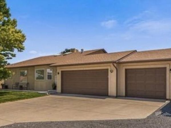638 S Rogers Dr, Pueblo, CO 81007