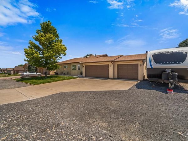 638 Rogers Dr, Pueblo, CO 81005