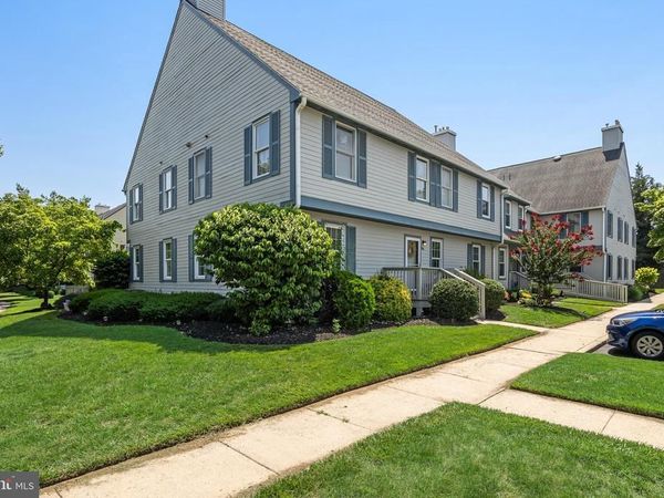 754 WESTFIELD DRIVE, CINNAMINSON, NJ 08077