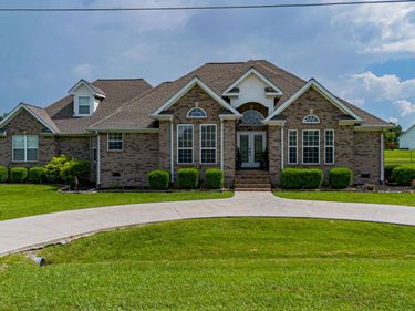 173 Elwood Gordon Drive, Benton, KY 42025