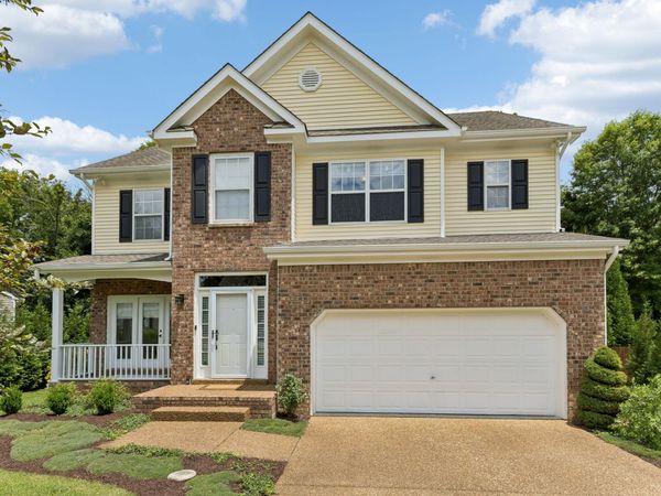 2744 Aston Woods Ln , Thompsons Station, TN 37179
