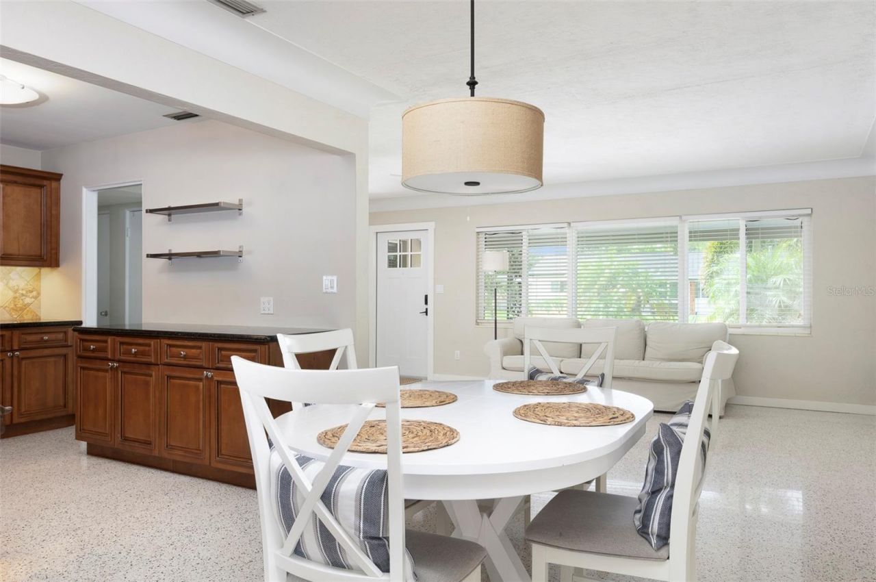 6355 23rd Avenue N, Saint Petersburg, FL 33710 Photo
