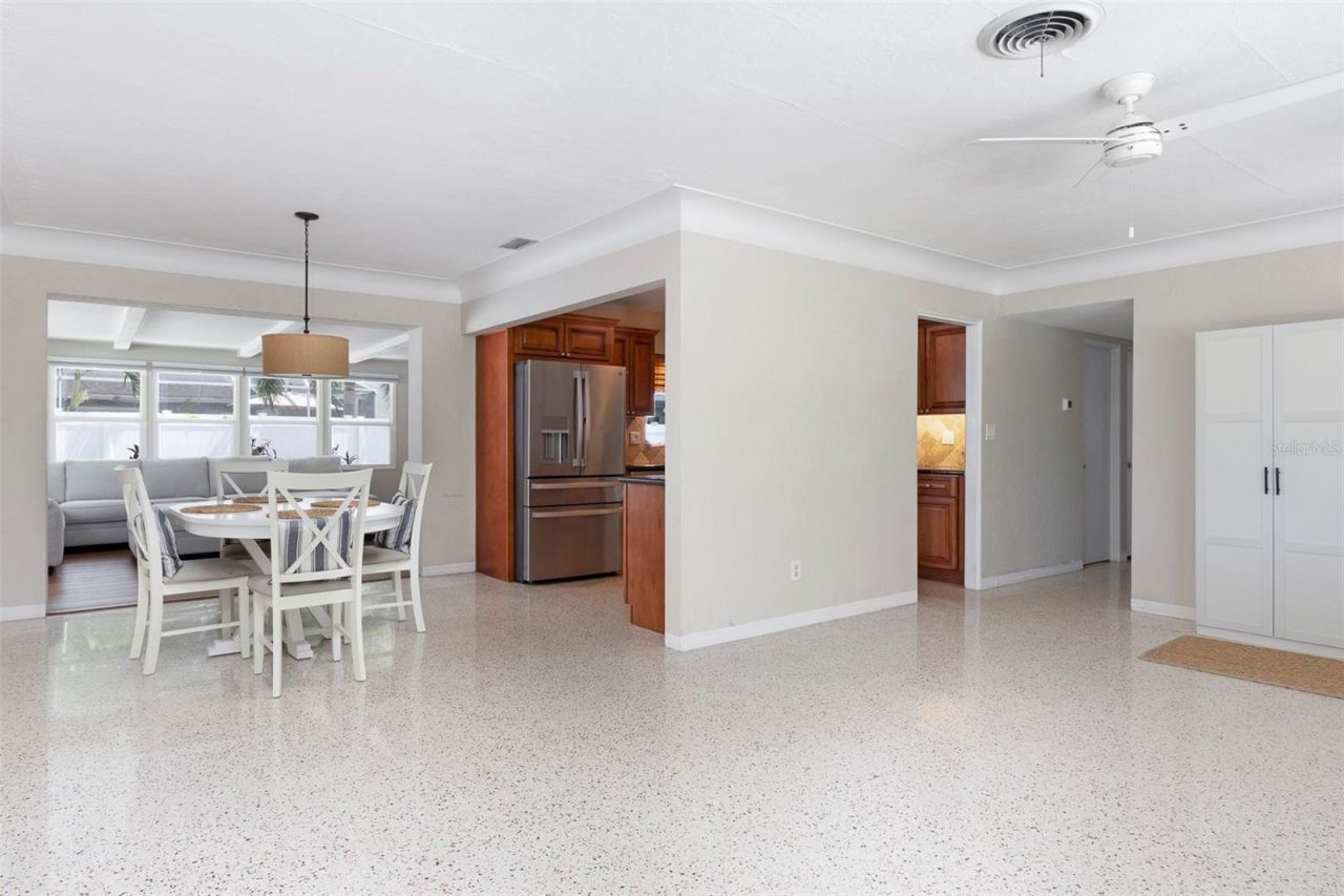 6355 23rd Avenue N, Saint Petersburg, FL 33710 Photo