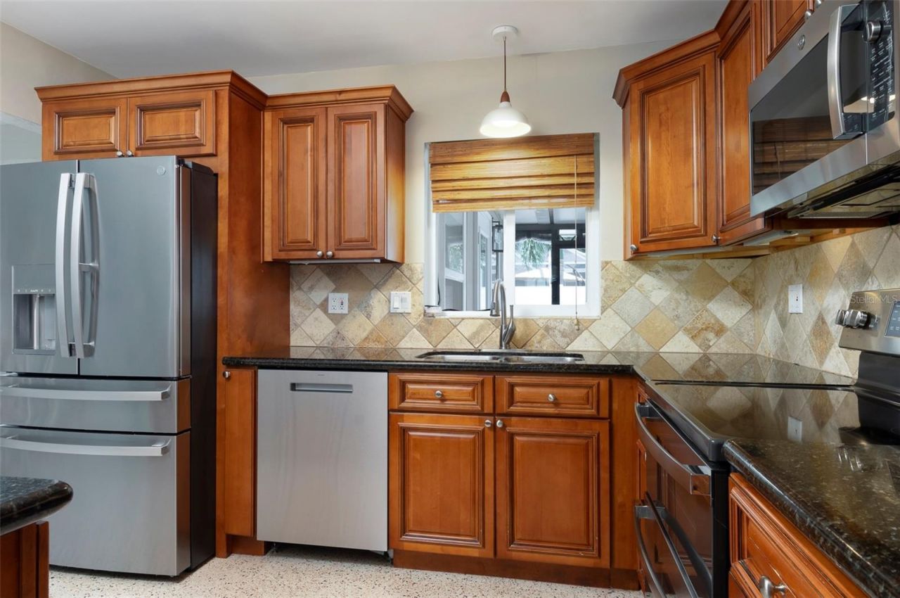 6355 23rd Avenue N, Saint Petersburg, FL 33710 Photo