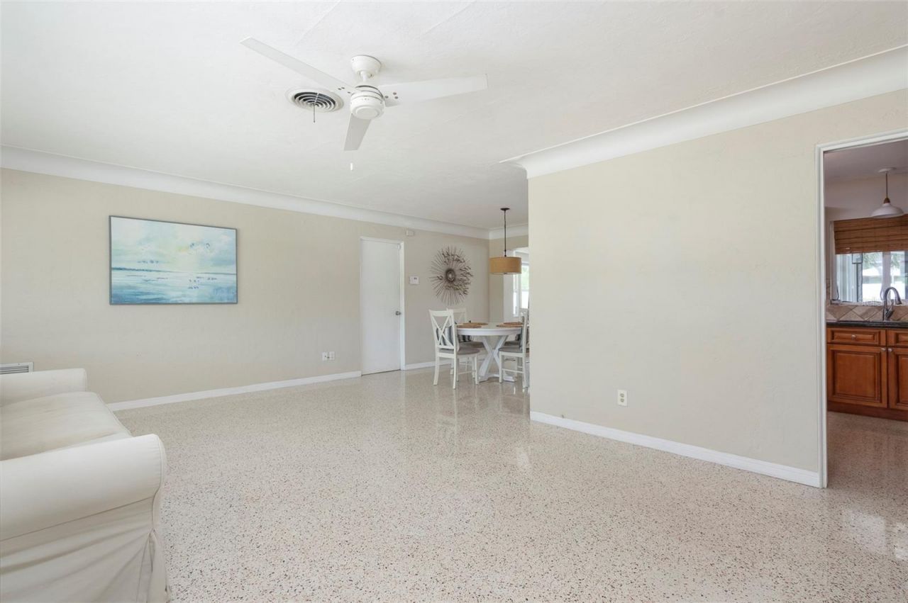 6355 23rd Avenue N, Saint Petersburg, FL 33710 Photo
