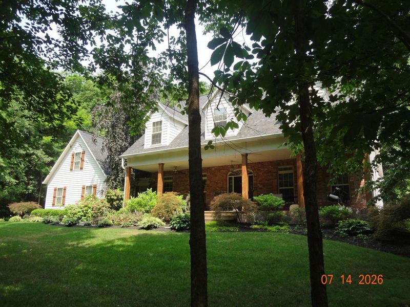 360 Warren Point Lane, Pataskala, OH 43062 Photo 2