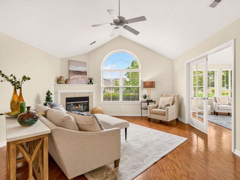 7228 Falls View Circle , Delaware, OH 43015 Photo 10