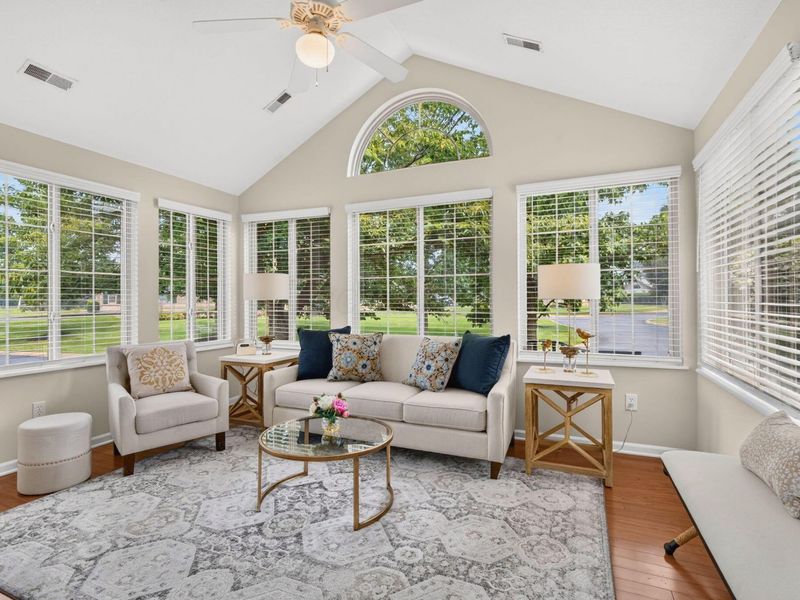 7228 Falls View Circle , Delaware, OH 43015 Photo 14