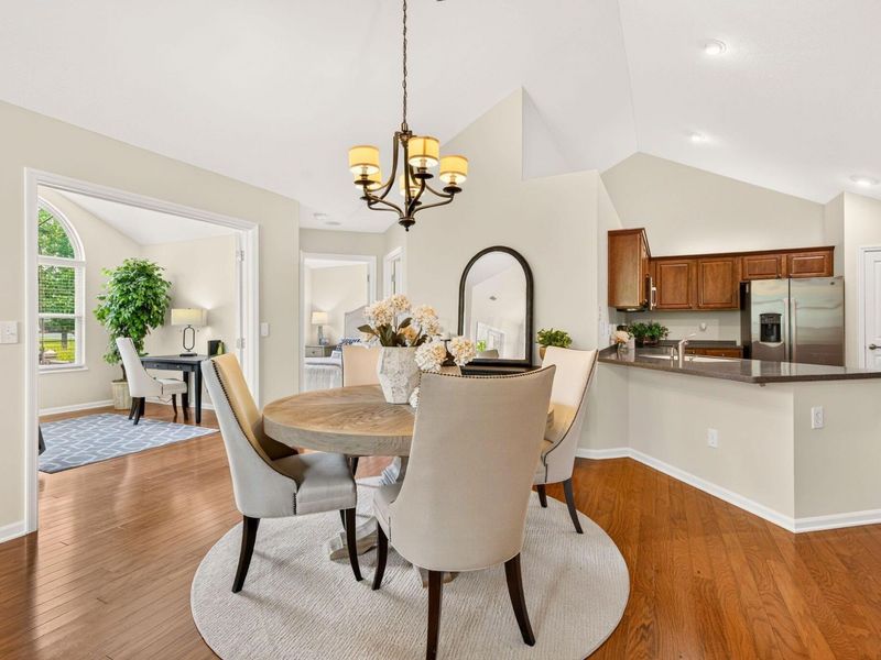 7228 Falls View Circle , Delaware, OH 43015 Photo 18
