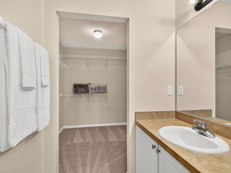 7228 Falls View Circle , Delaware, OH 43015 Photo 31