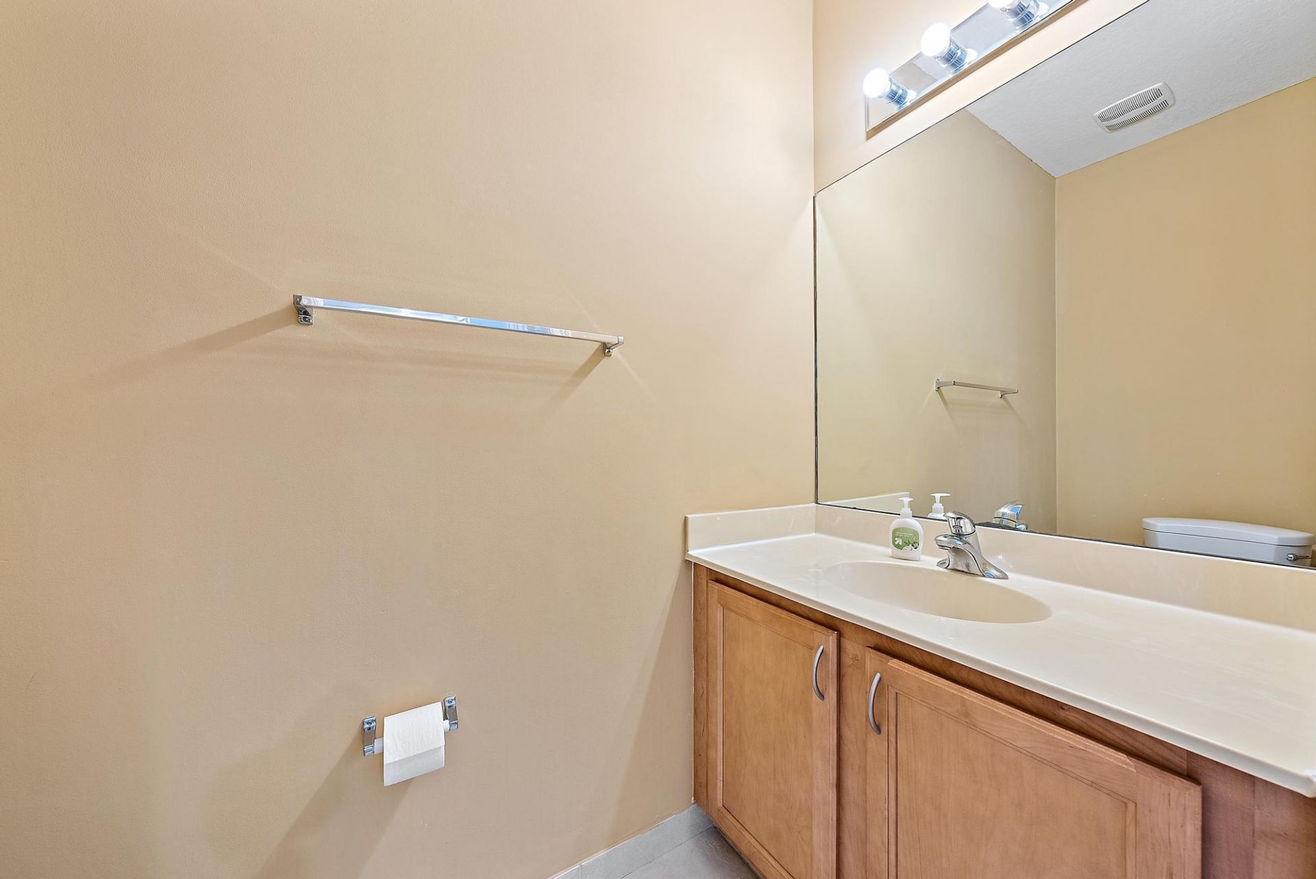 770 Millbrae Court, Unit 4, West Palm Beach, FL 33401 Photo