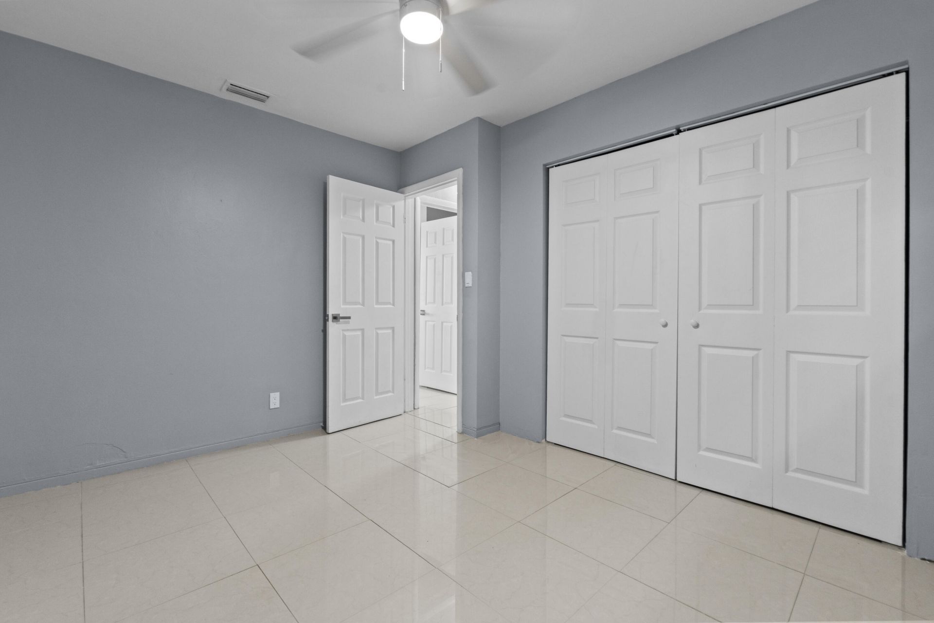 528 NE 20th Avenue Ne, Boynton Beach, FL 33435 Photo
