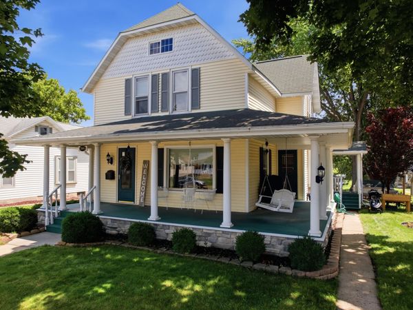 316 Kilbourn Ave, Tomah, WI 54660