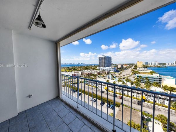 1865 79th St Cswy , Unit 12D, North Bay Village, FL 33141