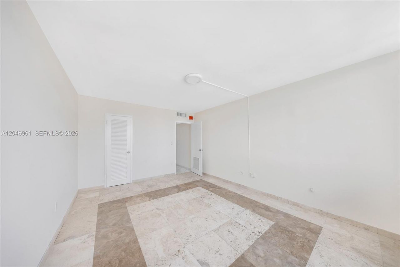 1865 79th St Cswy, Unit 12D, North Bay Village, FL 33141 Photo