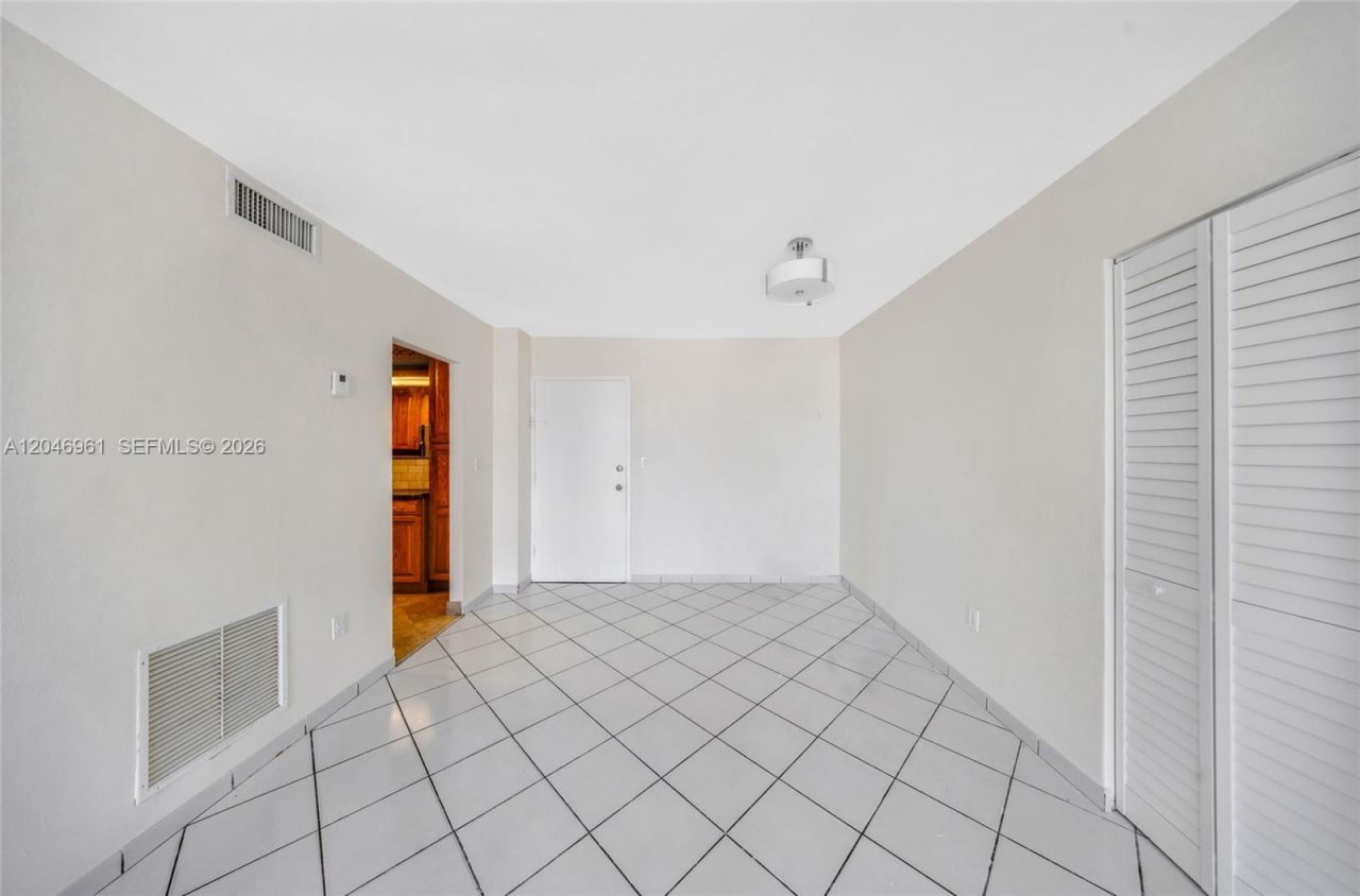 1865 79th St Cswy, Unit 12D, North Bay Village, FL 33141 Photo