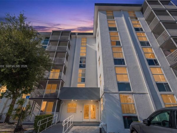 16851 NE 23rd Ave , Unit A516, North Miami Beach, FL 33160