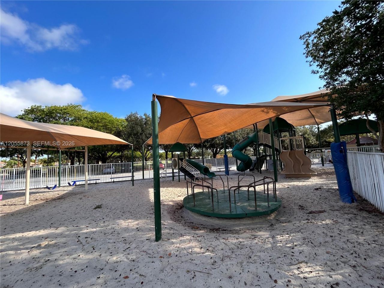 980 Golden Cane Dr , Weston, FL 33327 Photo