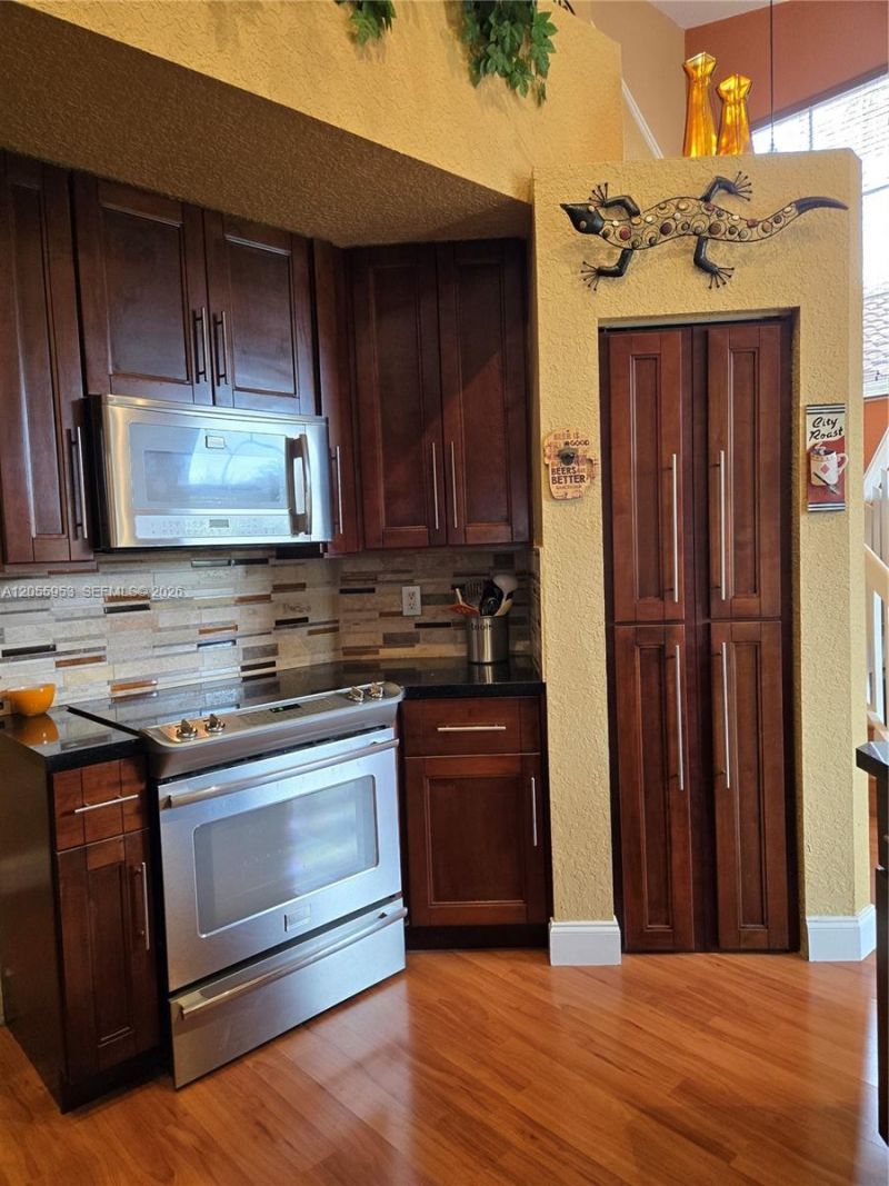 15670 SW 16th Ct , Pembroke Pines, FL 33027 Photo
