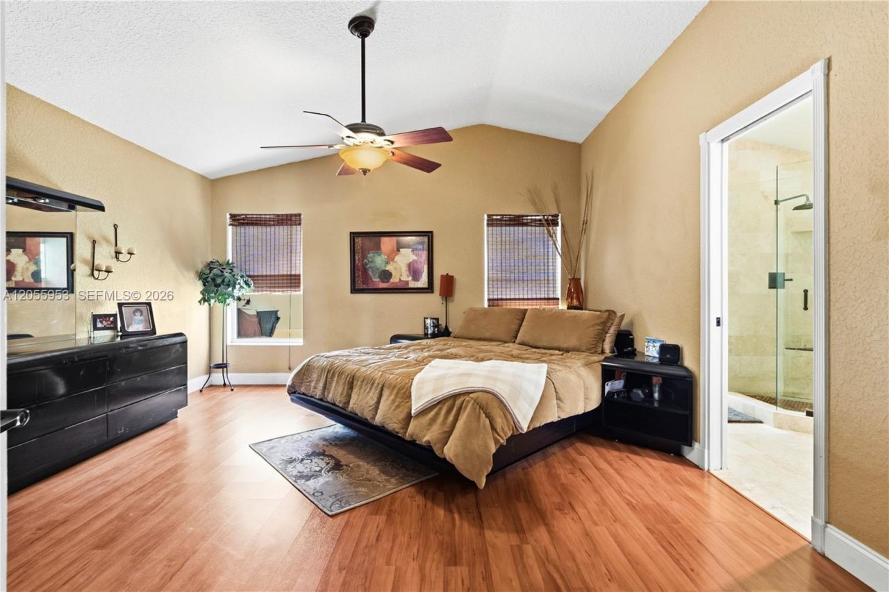15670 SW 16th Ct, Pembroke Pines, FL 33027 Photo