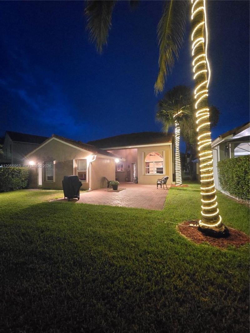 15670 SW 16th Ct , Pembroke Pines, FL 33027 Photo