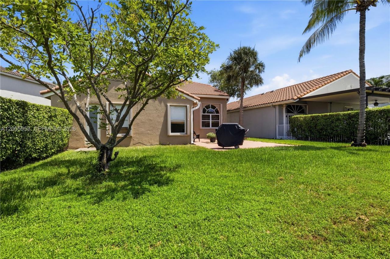 15670 SW 16th Ct, Pembroke Pines, FL 33027 Photo
