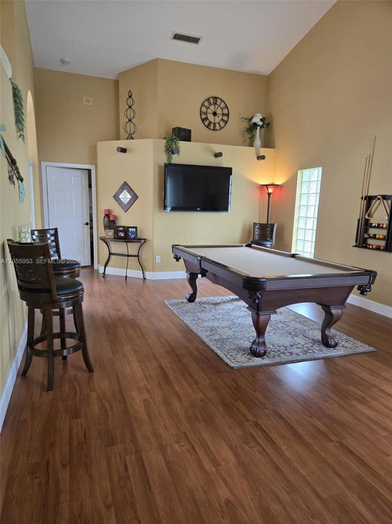 15670 SW 16th Ct, Pembroke Pines, FL 33027 Photo